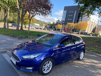 Used Ford Focus 2015 for sale - 76082932: Photo 3