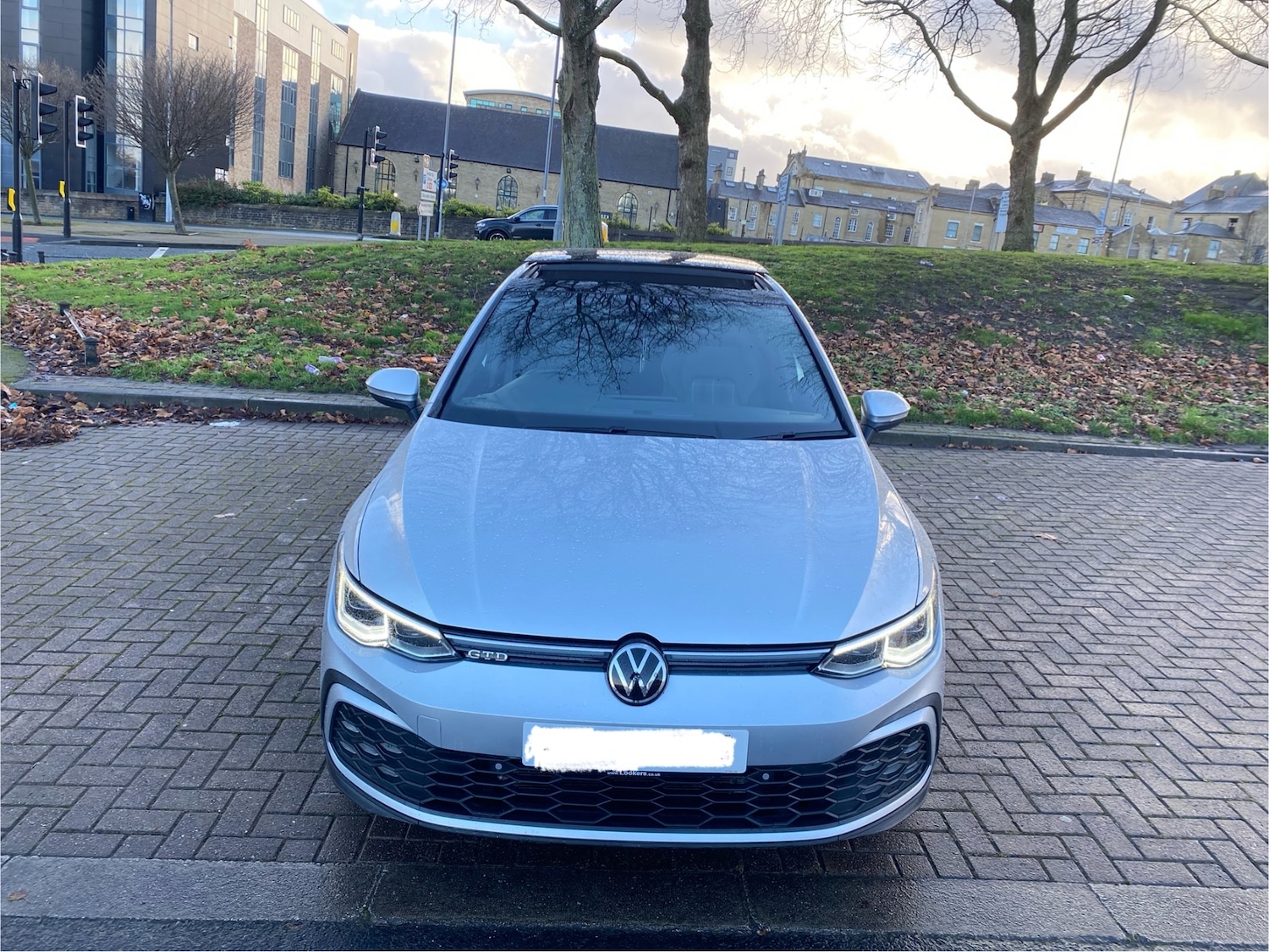 Used Volkswagen Golf 2024 for sale - 77008523: Photo 2