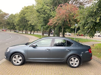 Used Skoda Octavia 2014 for sale - 75530361: Photo