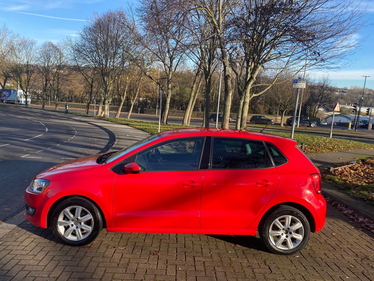 Used Volkswagen Polo 2011 for sale - 77213793: Photo 4
