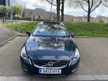 Used Volvo V60 2013 for sale - 78516004: Photo