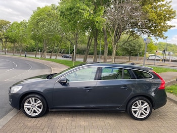 Used Volvo V60 2013 for sale - 78516004: Photo
