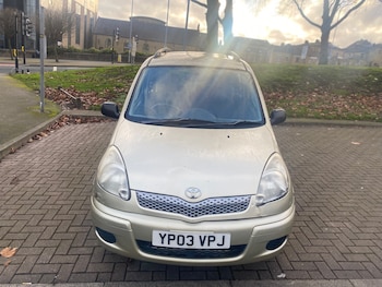 Used Toyota Yaris Verso 2003 for sale - 77090242: Photo