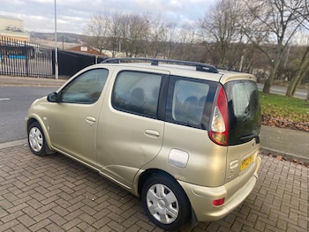 Used Toyota Yaris Verso 2003 for sale - 77090242: Photo