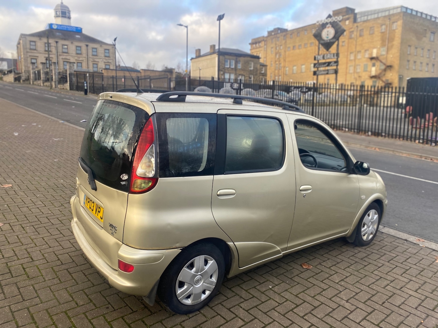 Used Toyota Yaris Verso 2003 for sale - 77090242: Photo 6