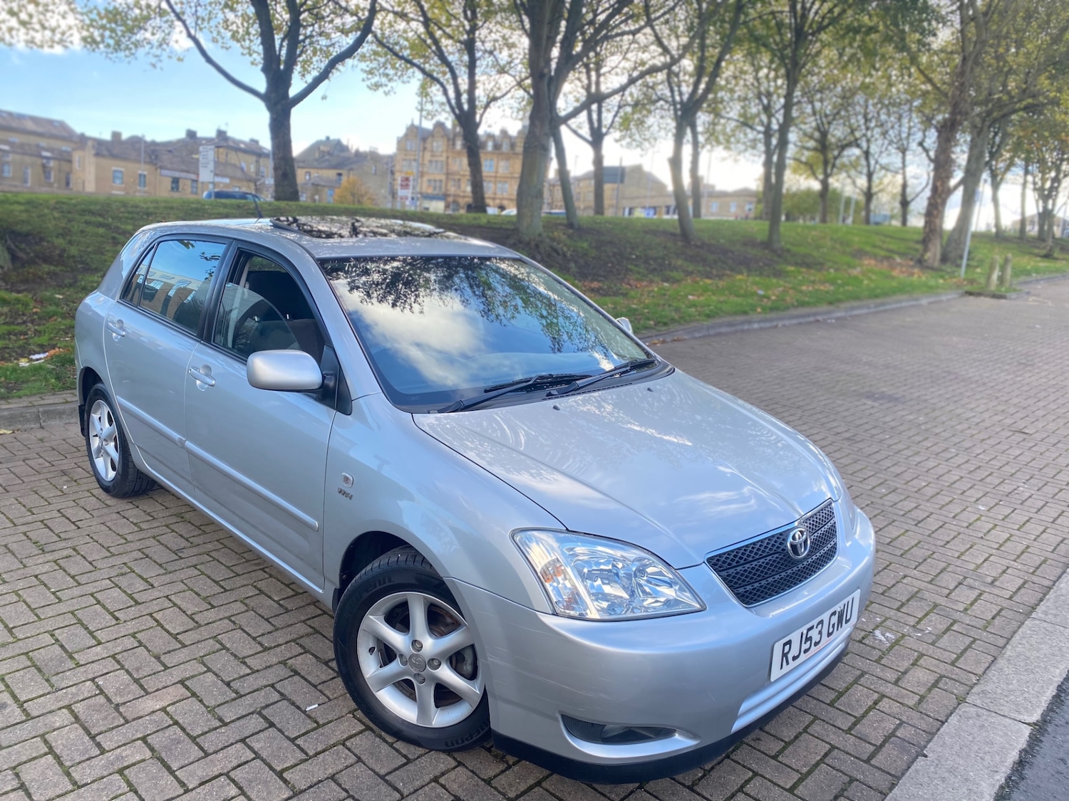 Used Toyota Corolla 2003 for sale - 76387257: Photo 1