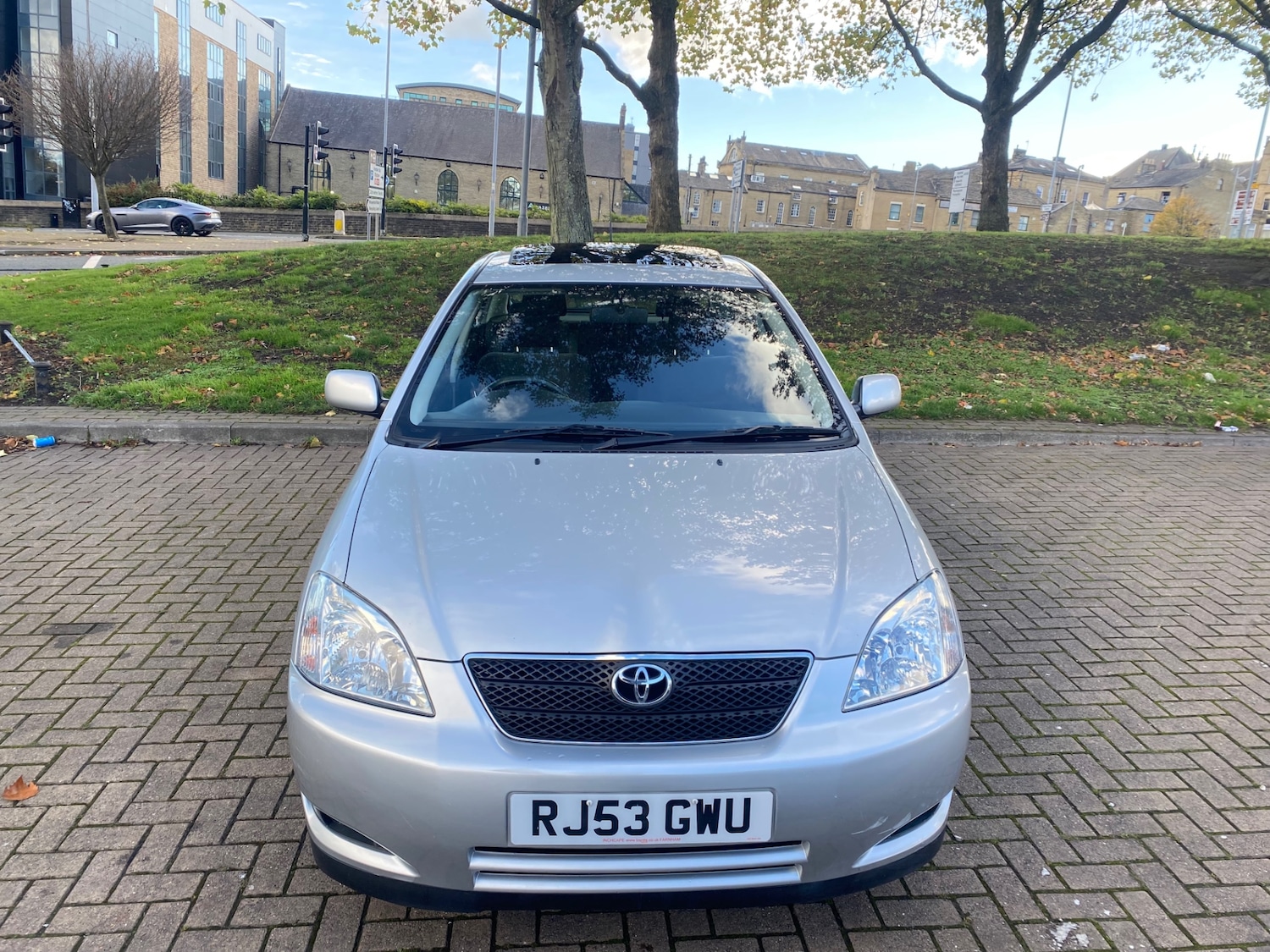 Used Toyota Corolla 2003 for sale - 76387257: Photo 2