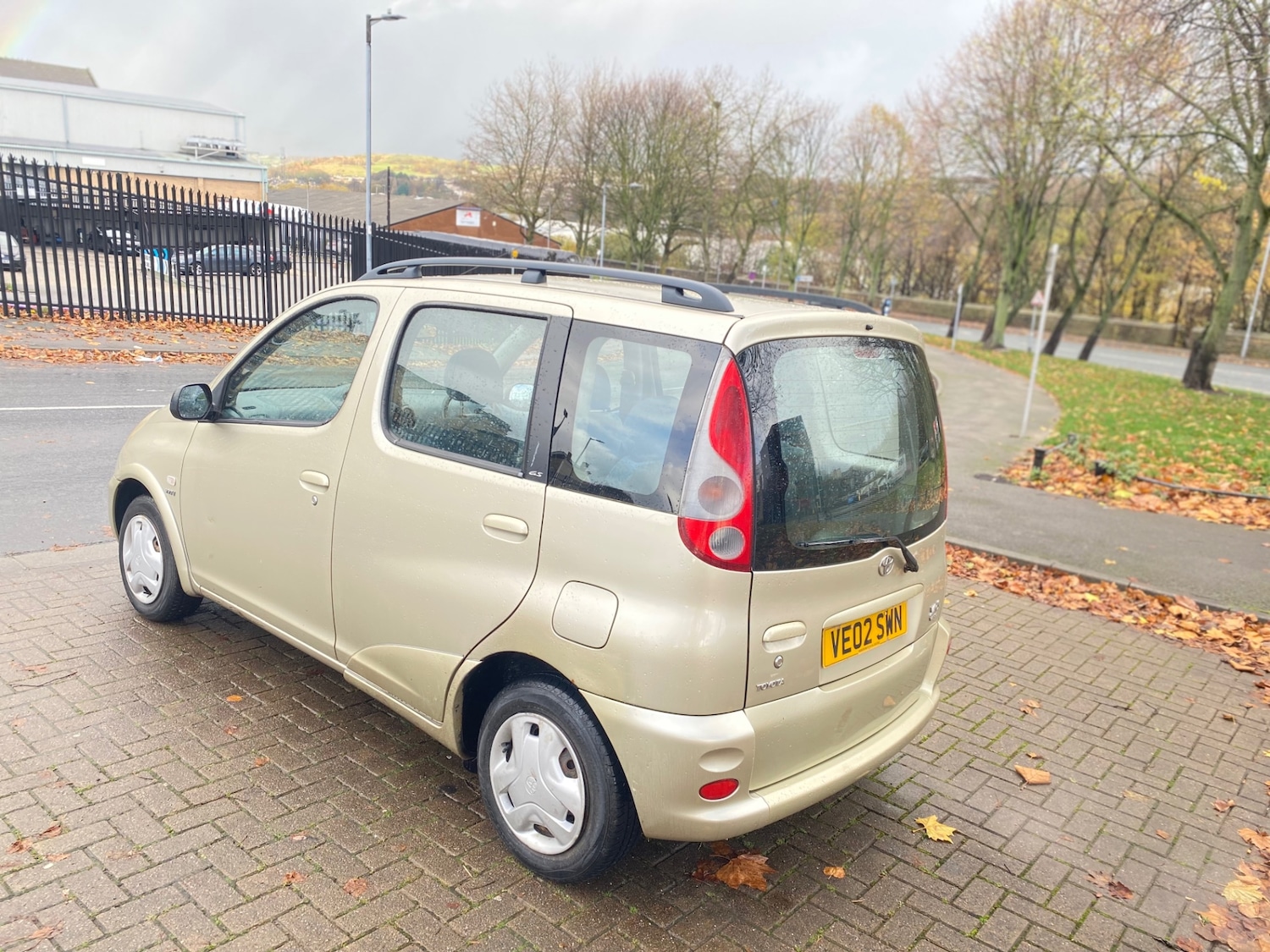 Used Toyota Yaris Verso 2002 for sale - 76618927: Photo 4