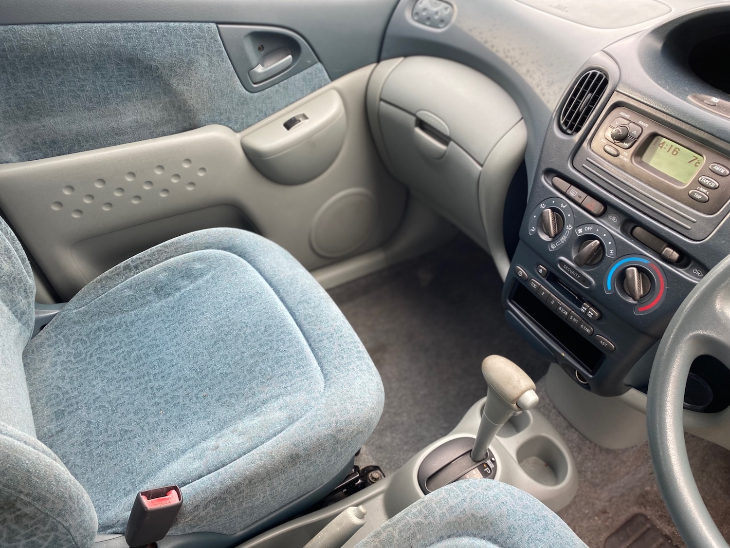 Used Toyota Yaris Verso 2002 for sale - 76618927: Photo 9