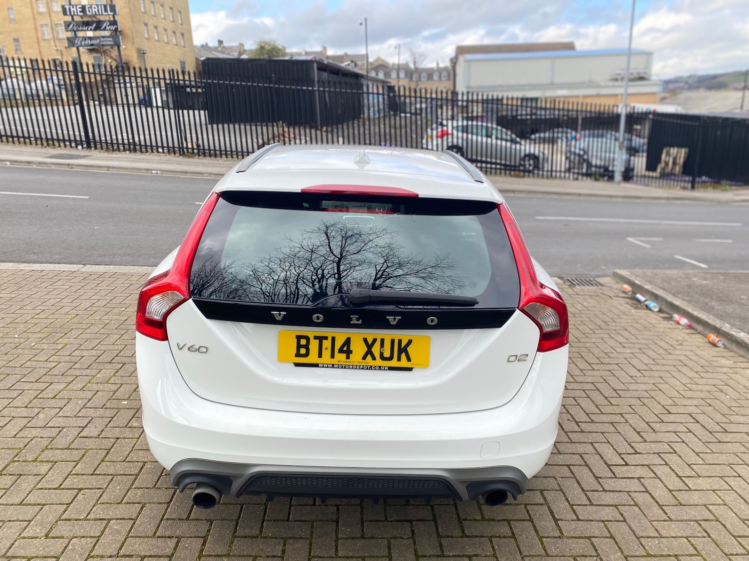 Used Volvo V60 2014 for sale - 78112394: Photo 6