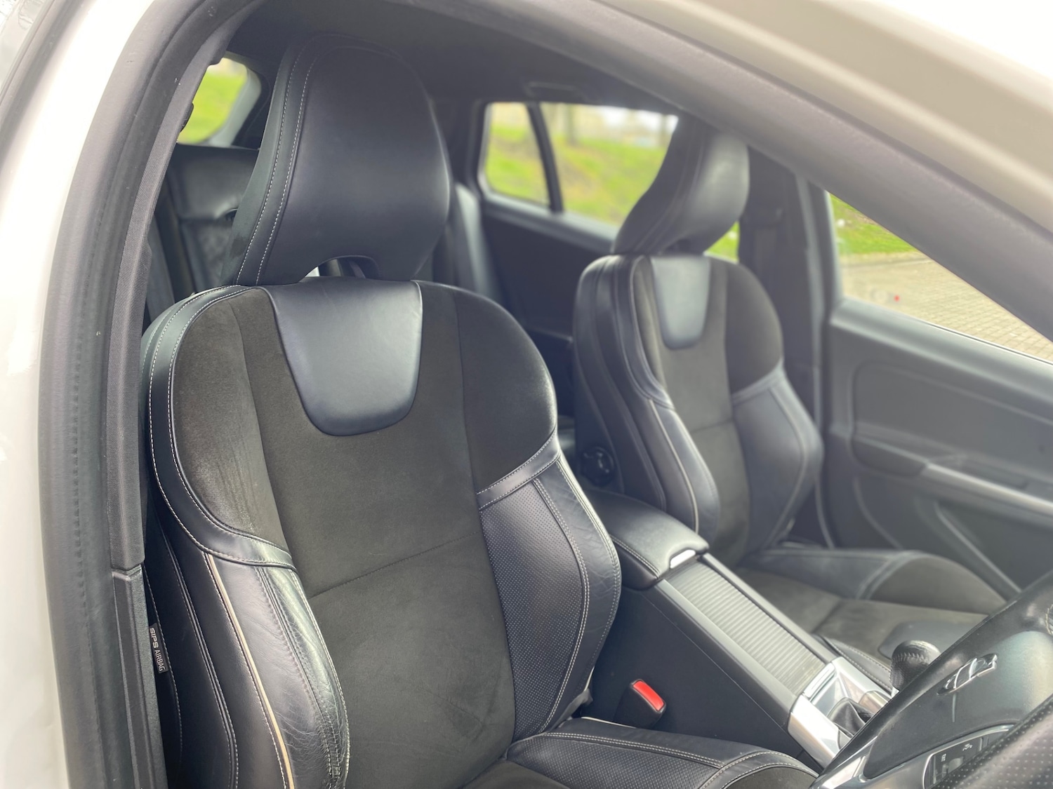 Used Volvo V60 2014 for sale - 78112394: Photo 9