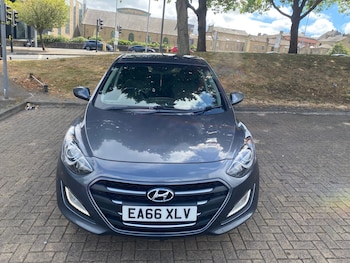 Used Hyundai i30 2016 for sale - 79599580: Photo