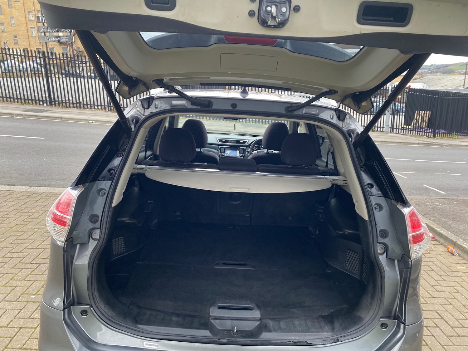 Used Nissan X-Trail 2015 for sale - 78085672: Photo 10