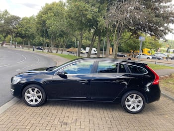 Used Volvo V60 2013 for sale - 79644738: Photo