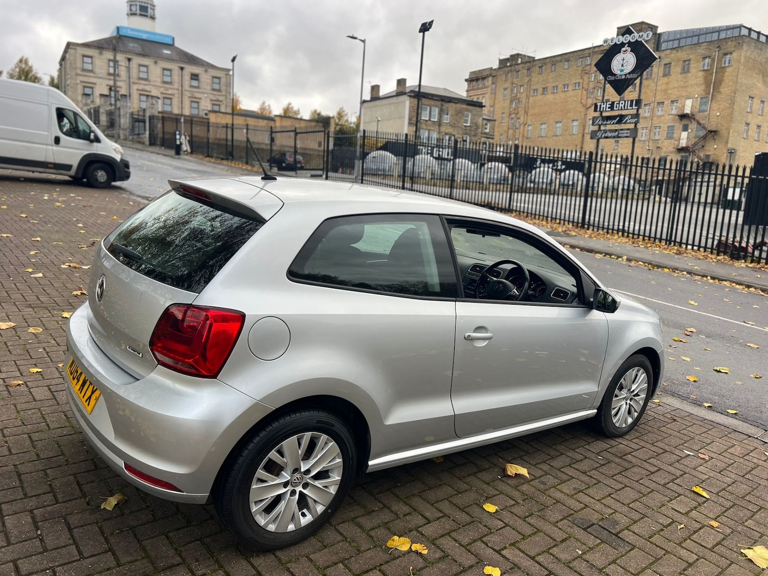 Used Volkswagen Polo 2015 for sale - 76471419: Photo 6