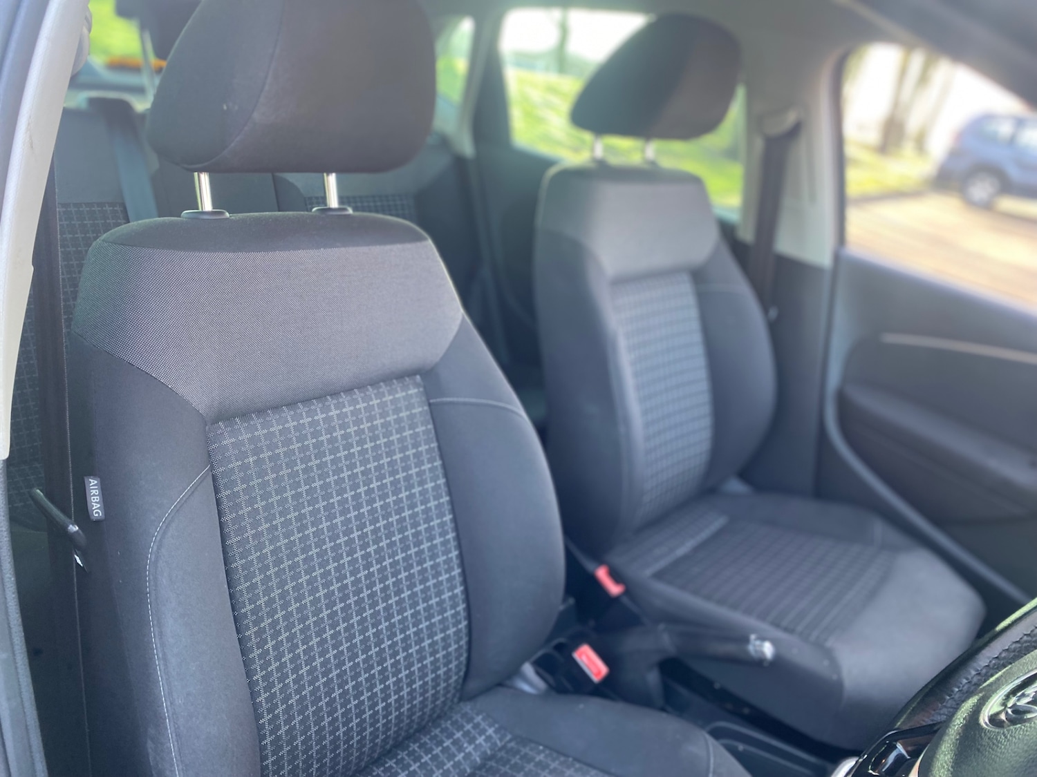 Used Volkswagen Polo 2017 for sale - 77390052: Photo 8