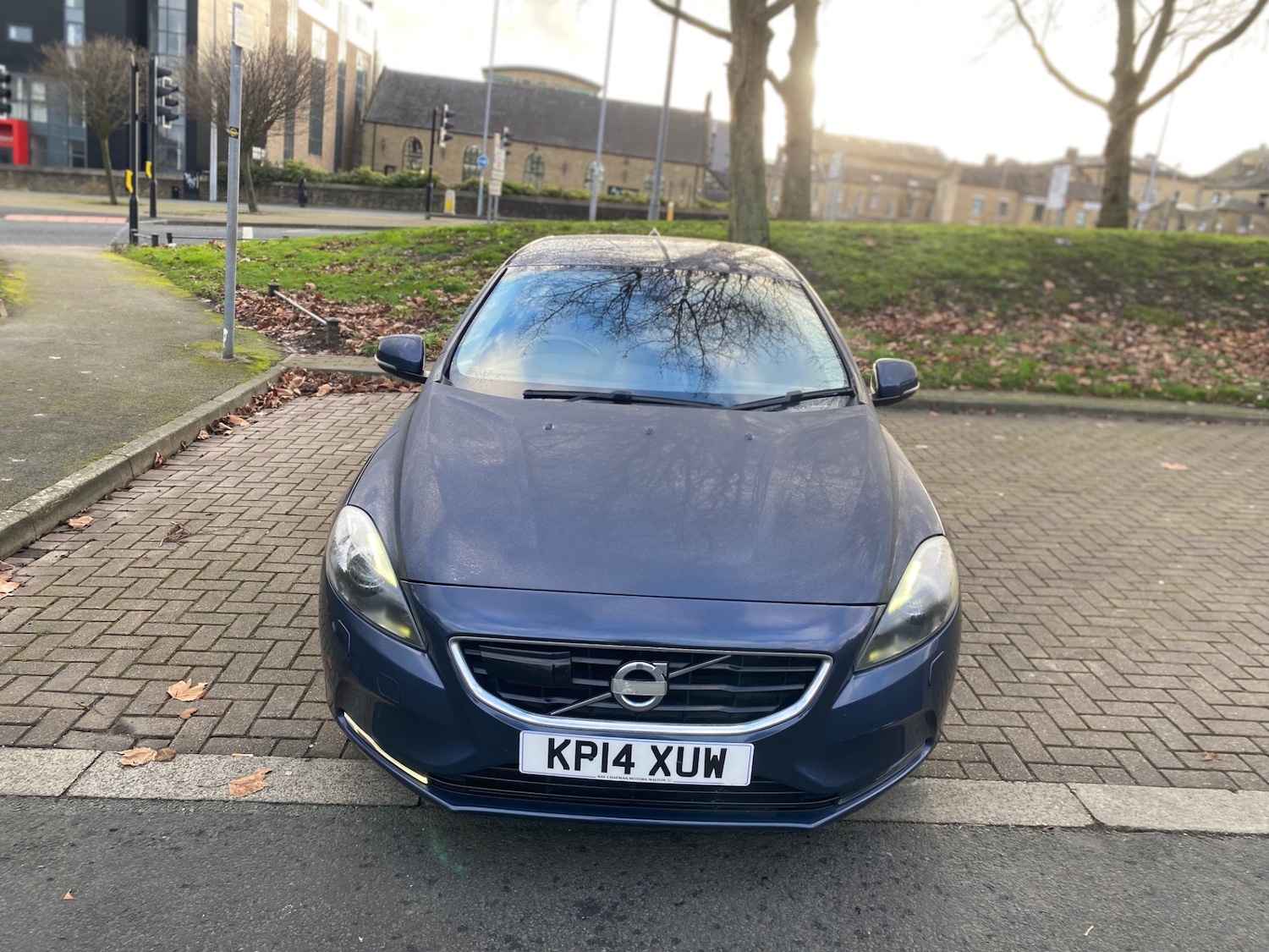 Used Volvo V40 2014 for sale - 77090217: Photo 2