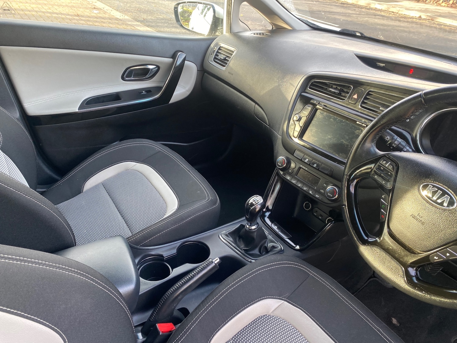 Used Kia Ceed 2015 for sale - 76741600: Photo 11