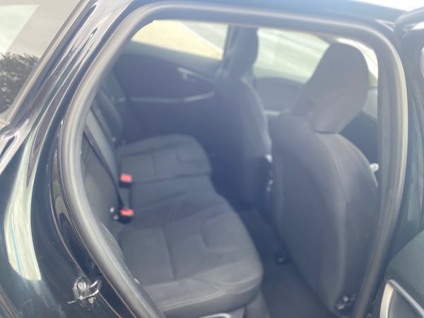 Used Volvo V40 2013 for sale - 76293440: Photo 10