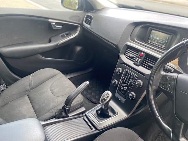 Used Volvo V40 2013 for sale - 76293440: Photo 12