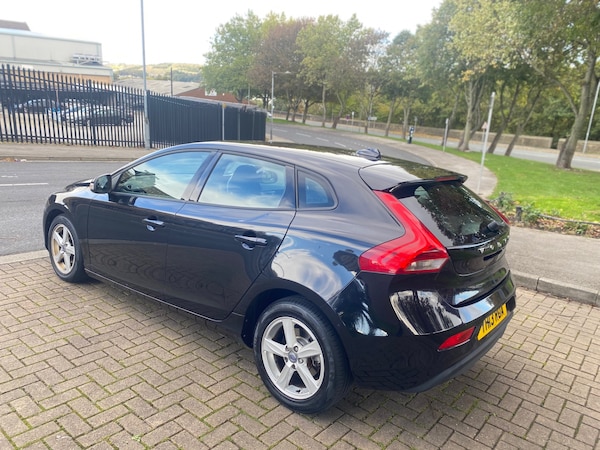 Used Volvo V40 2013 for sale - 76293440: Photo 5