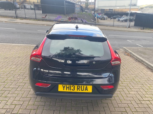 Used Volvo V40 2013 for sale - 76293440: Photo 6