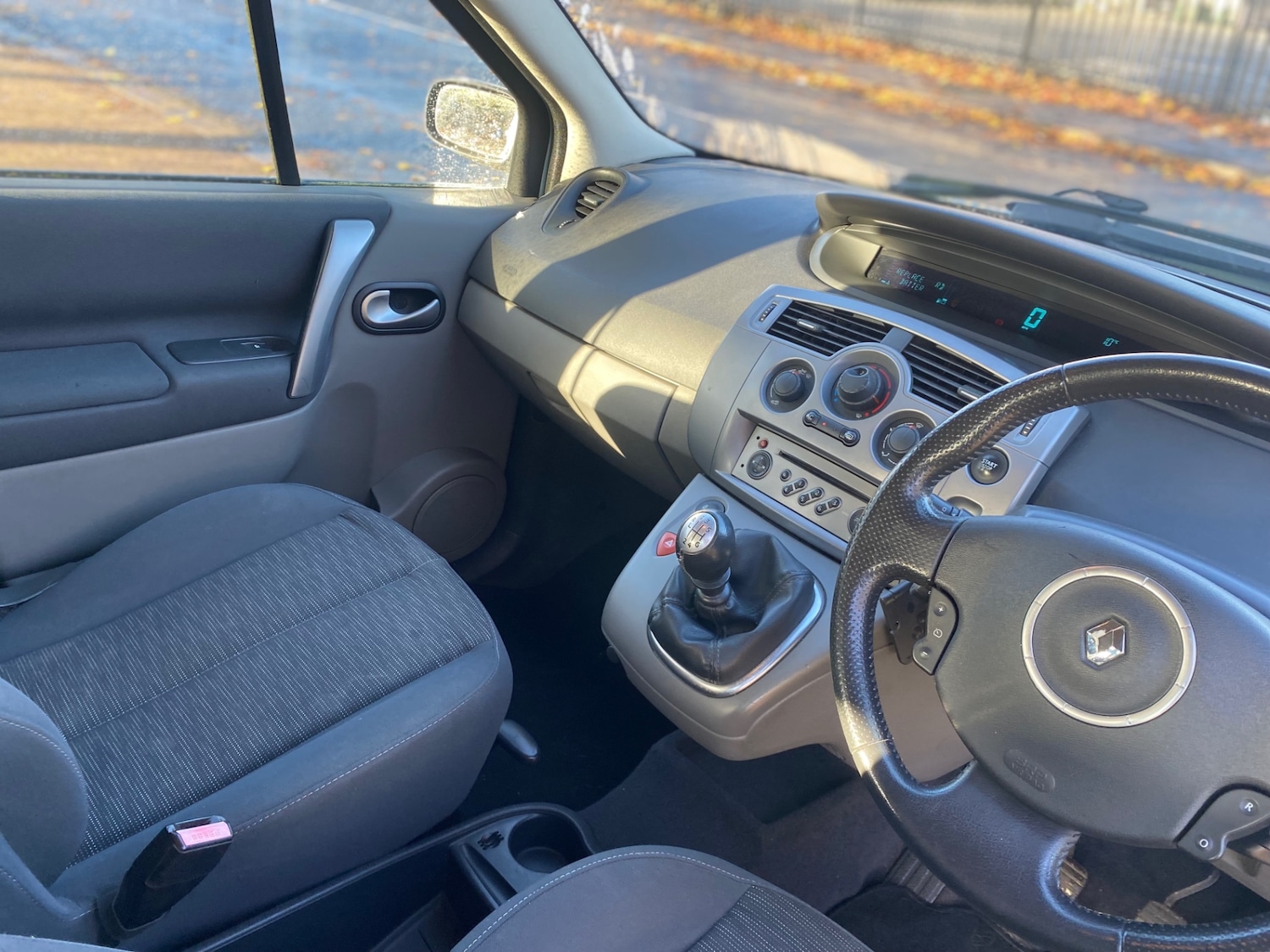 Used Renault Grand Scenic 2008 for sale - 76583481: Photo 9