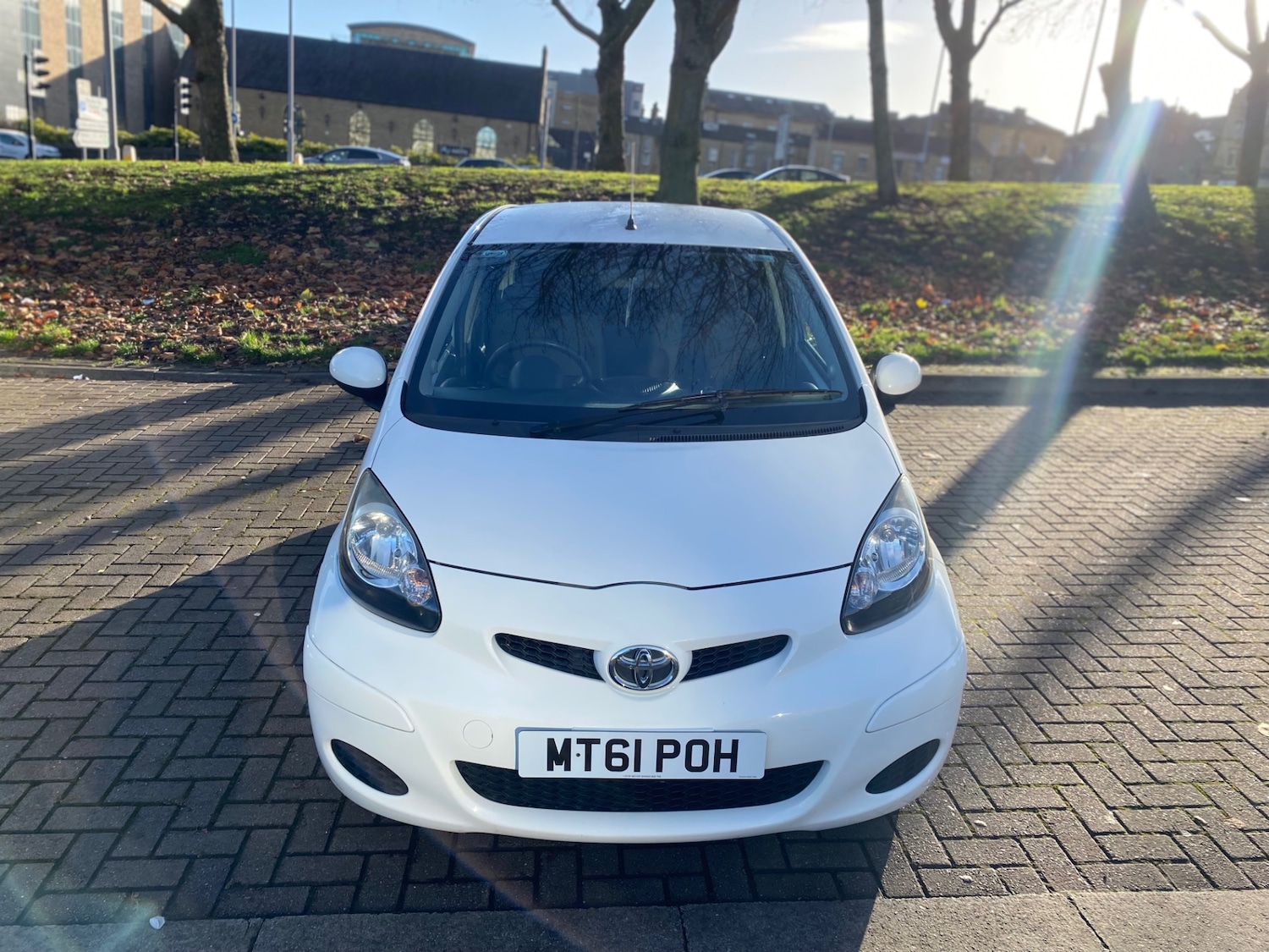 Used Toyota AYGO 2011 for sale - 76699764: Photo 2