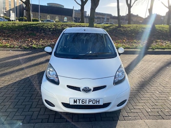 Used Toyota AYGO 2011 for sale - 76699764: Photo
