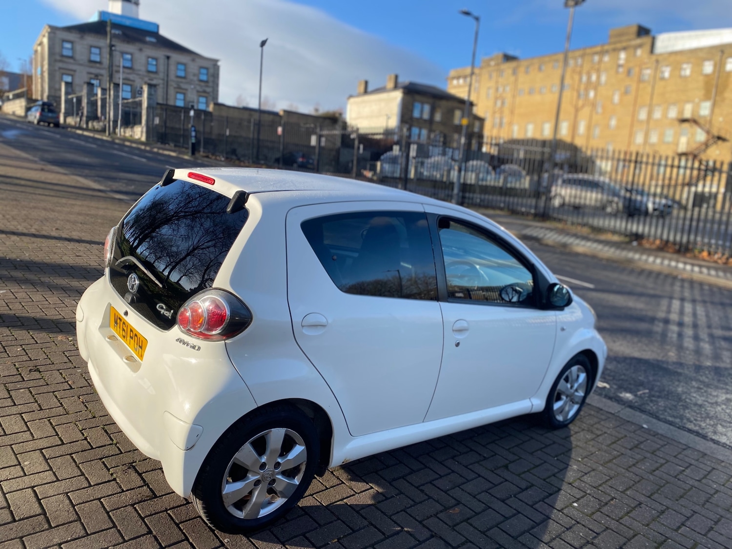 Used Toyota AYGO 2011 for sale - 76699764: Photo 7