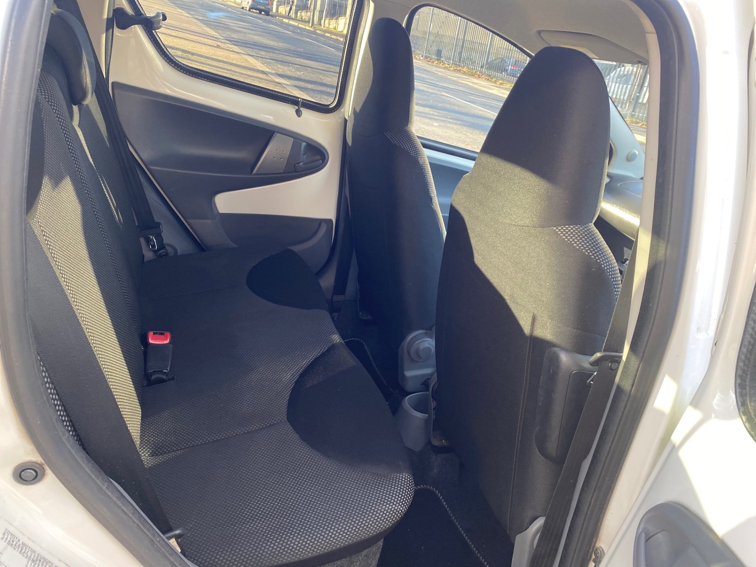 Used Toyota AYGO 2011 for sale - 76699764: Photo 9