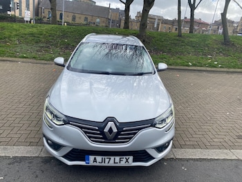 Used Renault Megane 2017 for sale - 77851821: Photo