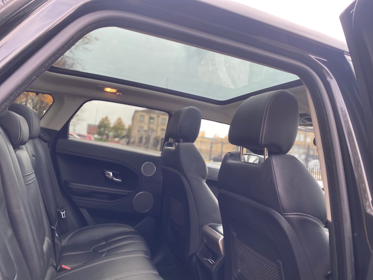 Used Land Rover Range Rover Evoque 2014 for sale - 76471418: Photo 11