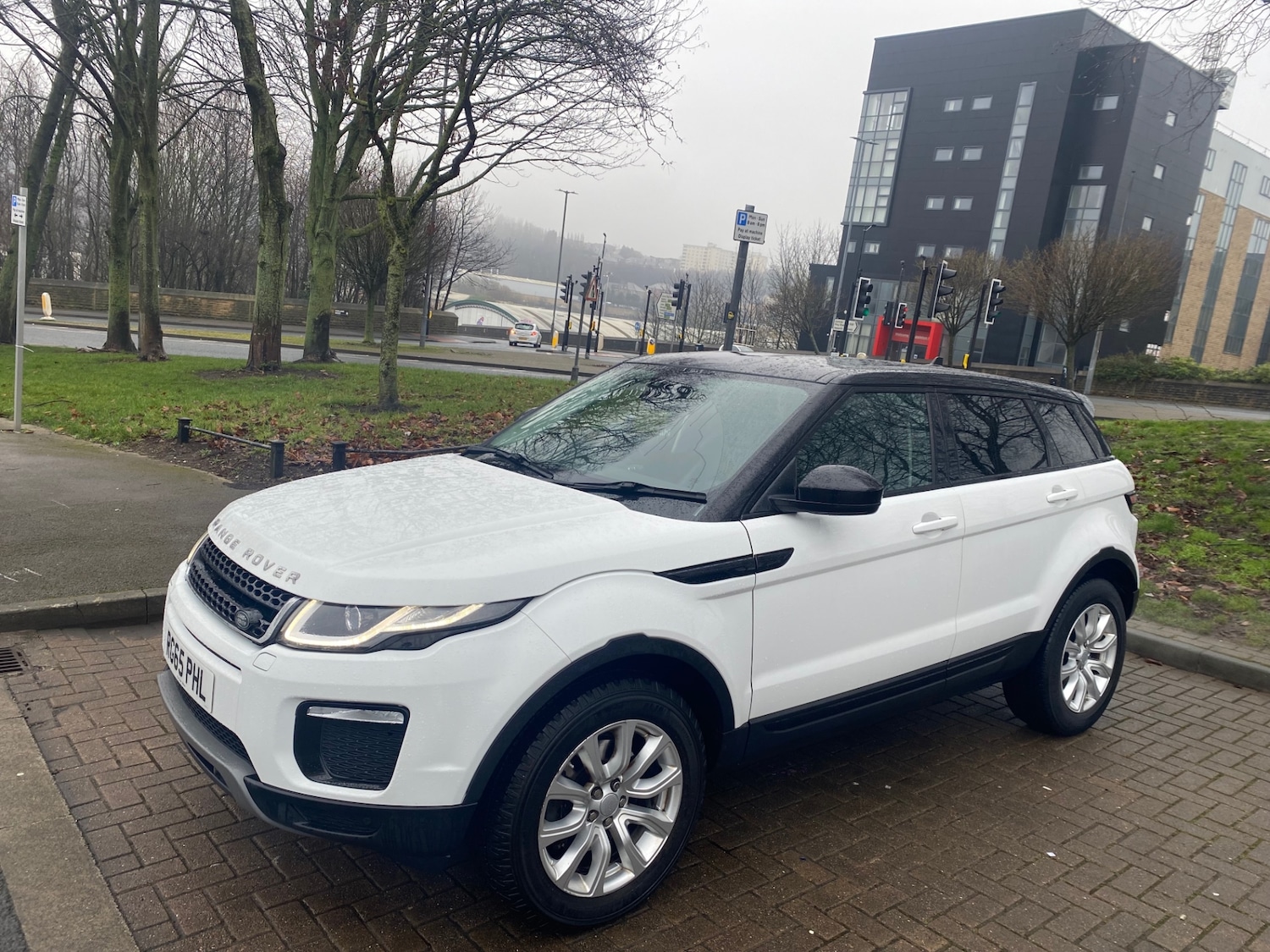 Used Land Rover Range Rover Evoque 2015 for sale - 77251541: Photo 3