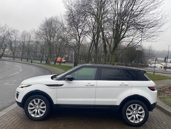 Used Land Rover Range Rover Evoque 2015 for sale - 77251541: Photo