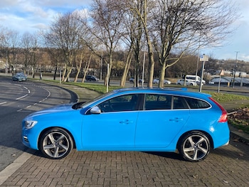 Used Volvo V60 2014 for sale - 76924717: Photo