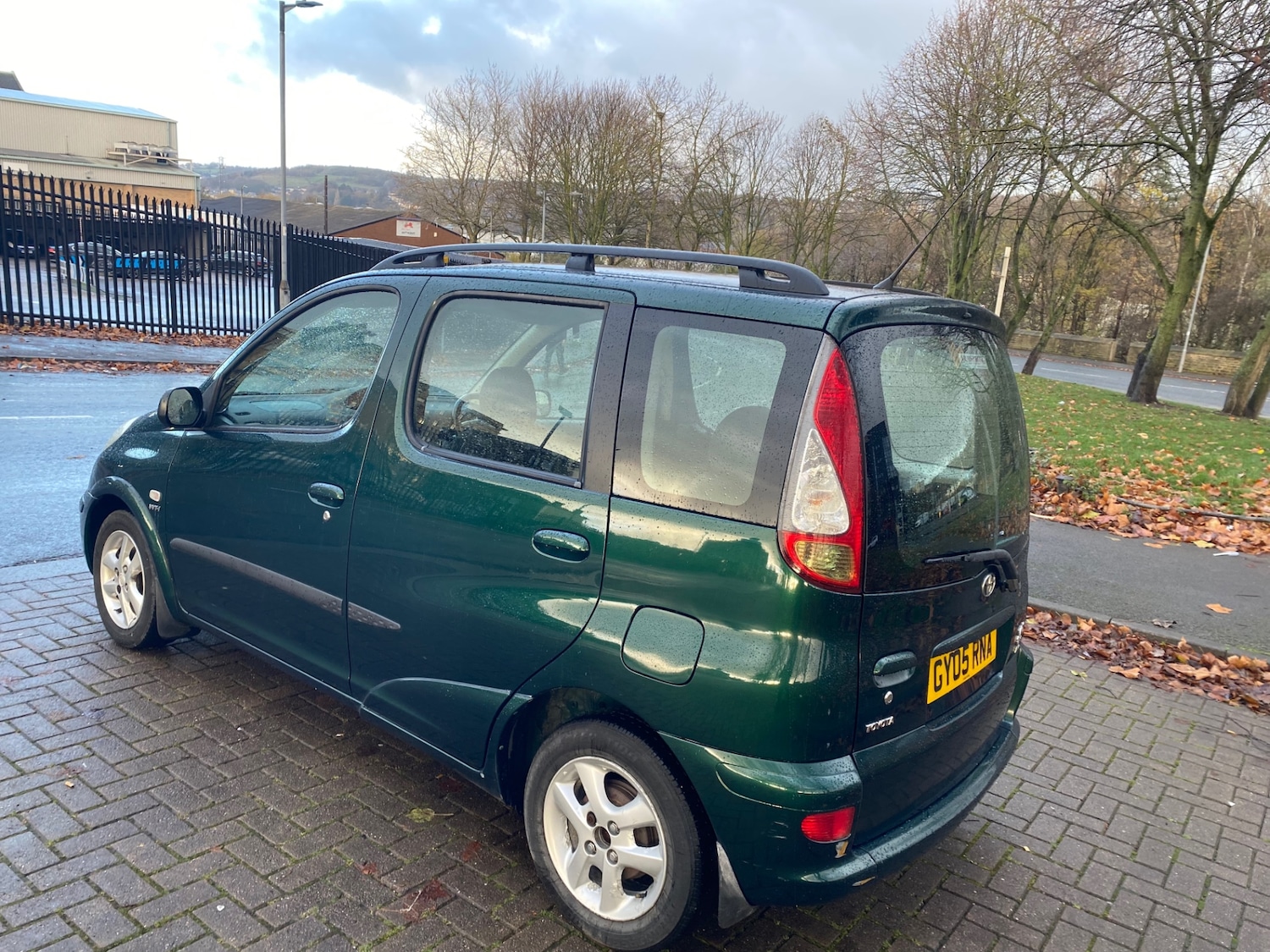 Used Toyota Yaris Verso 2005 for sale - 76686911: Photo 4