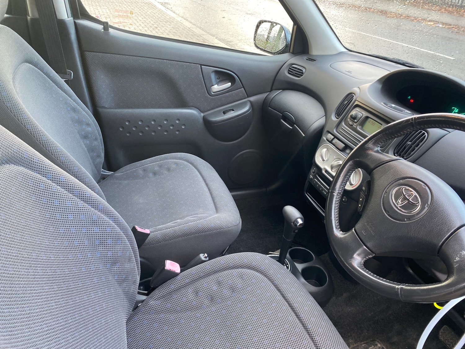 Used Toyota Yaris Verso 2005 for sale - 76686911: Photo 7