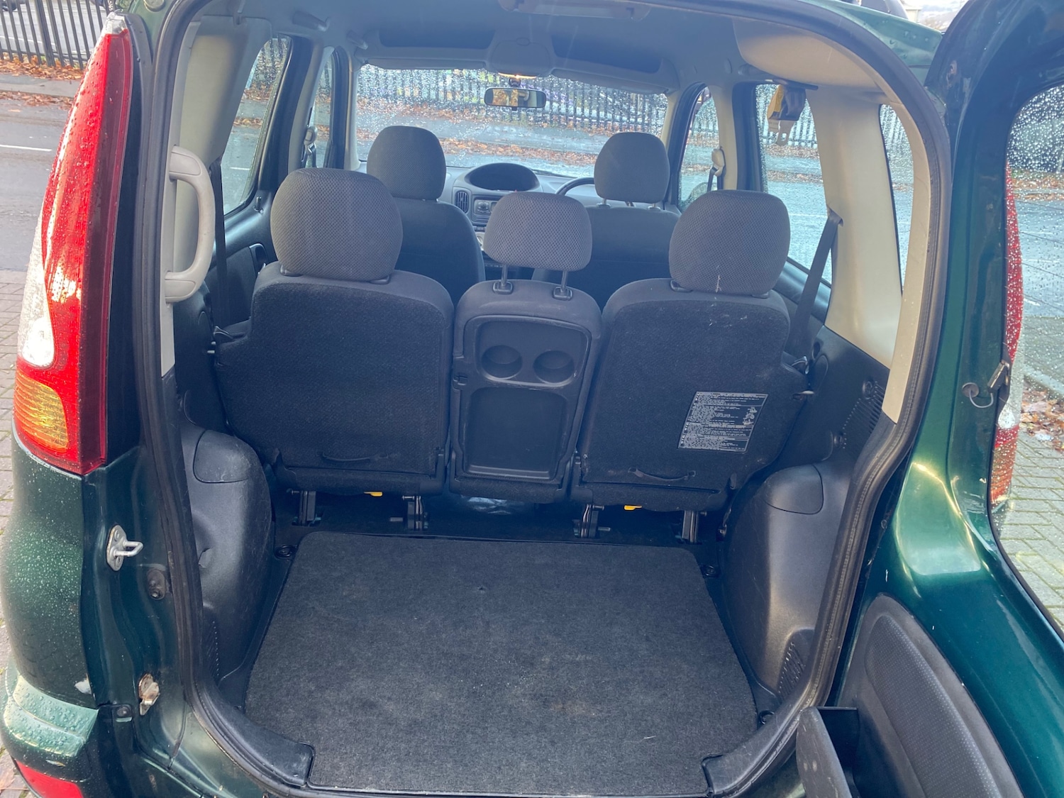 Used Toyota Yaris Verso 2005 for sale - 76686911: Photo 9