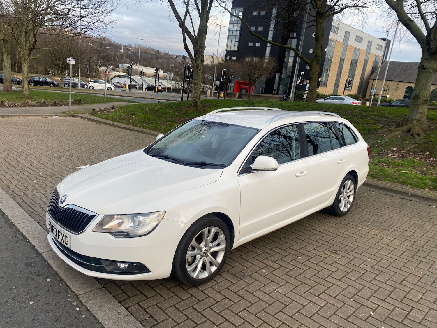 Used Skoda Superb 2014 for sale - 77736956: Photo 3