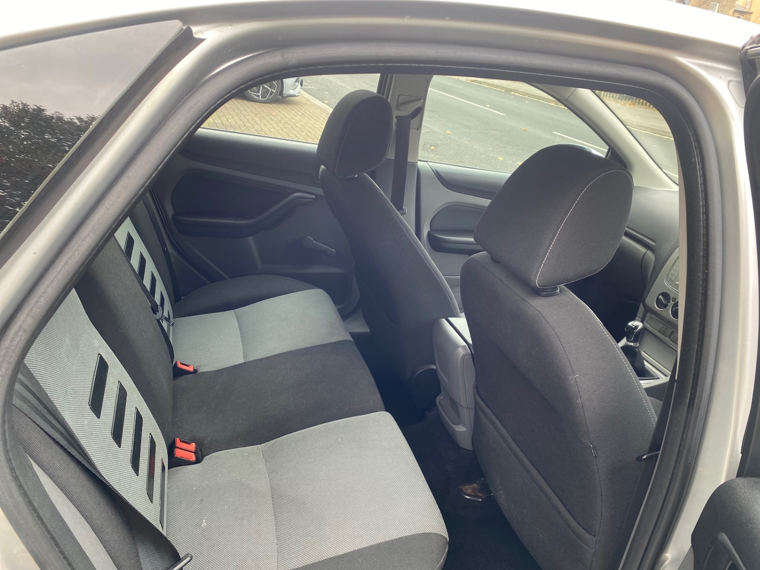 Used Ford Focus 2009 for sale - 76186346: Photo 9