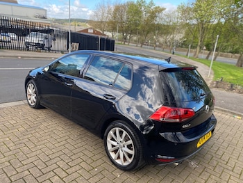 Used Volkswagen Golf 2014 for sale - 78383000: Photo