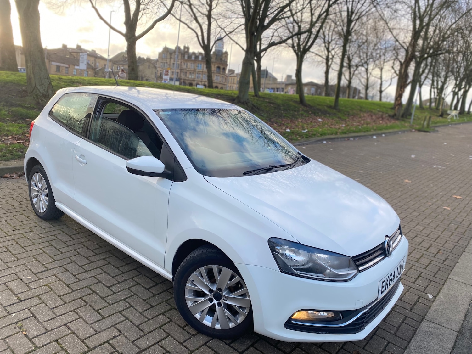 Used Volkswagen Polo 2014 for sale - 77090237: Photo 1