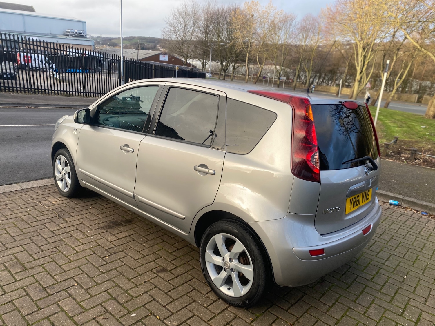 Used Nissan Note 2011 for sale - 77886344: Photo 4
