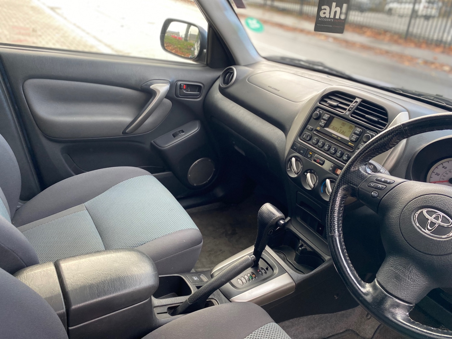 Used Toyota RAV4 2005 for sale - 76686915: Photo 10