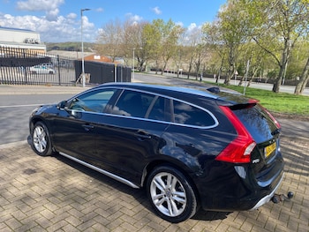 Used Volvo V60 2013 for sale - 78274261: Photo