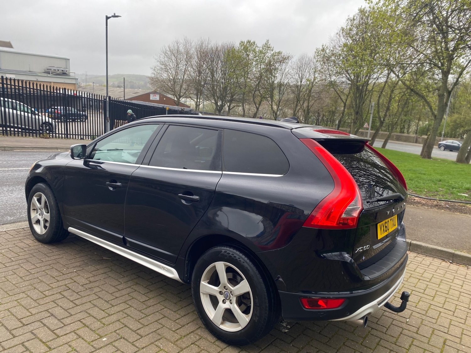 Used Volvo XC60 2010 for sale - 78202518: Photo 5