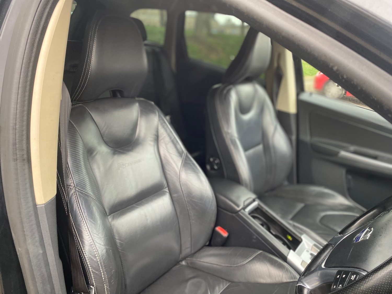 Used Volvo XC60 2010 for sale - 78202518: Photo 8