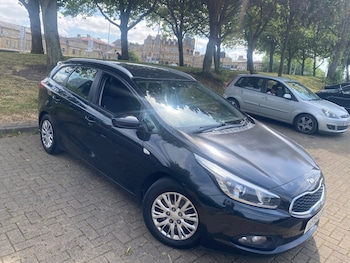 Used Kia Ceed 2015 for sale - 79198312: Photo