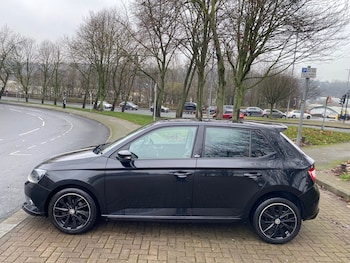 Used Skoda Fabia 2015 for sale - 77090245: Photo